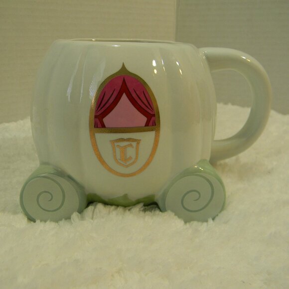 Disney Princess Cinderella Pumpkin Carriage Mug NWT - Picture 6 of 8